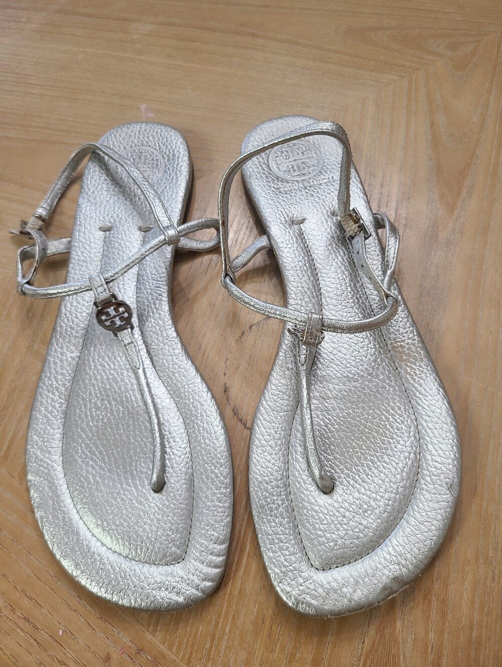 Tory Burch Silver Leather T-Strap Sandals
